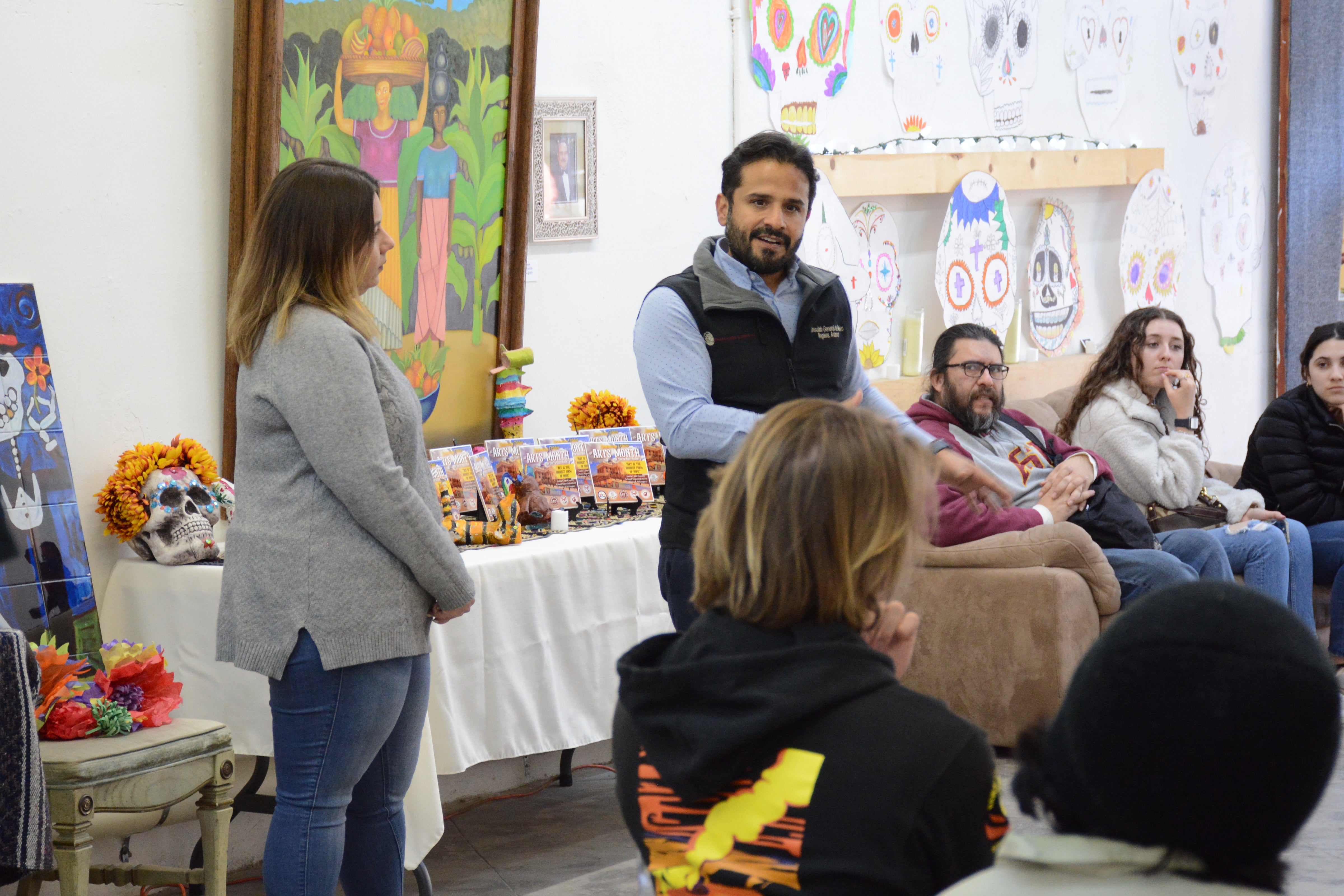 Consul General of Mexico, Marcos Moreno Báez gives a presentation to ASU students at La Nina Art Studio in Nogales, Arizona, on November 5, 2022.